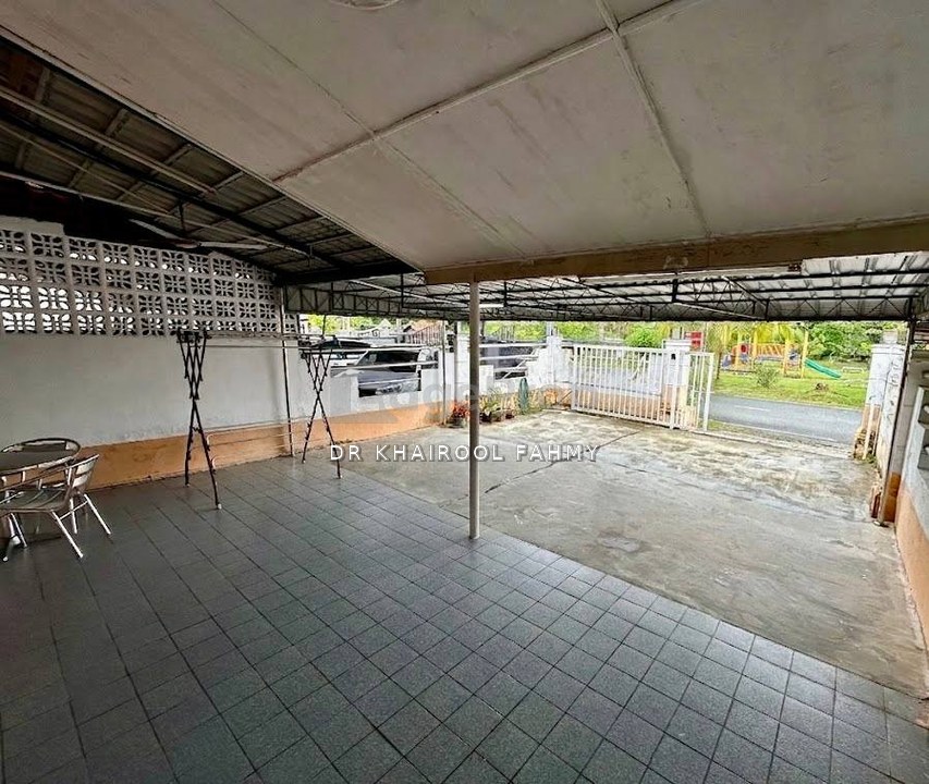 SIMPANG RENGGAM (Non Bumi) TAMAN PURNAMA FACING PLAYGROUND SAIZ BESAR 1819 SQFT, Johor, Simpang Renggam