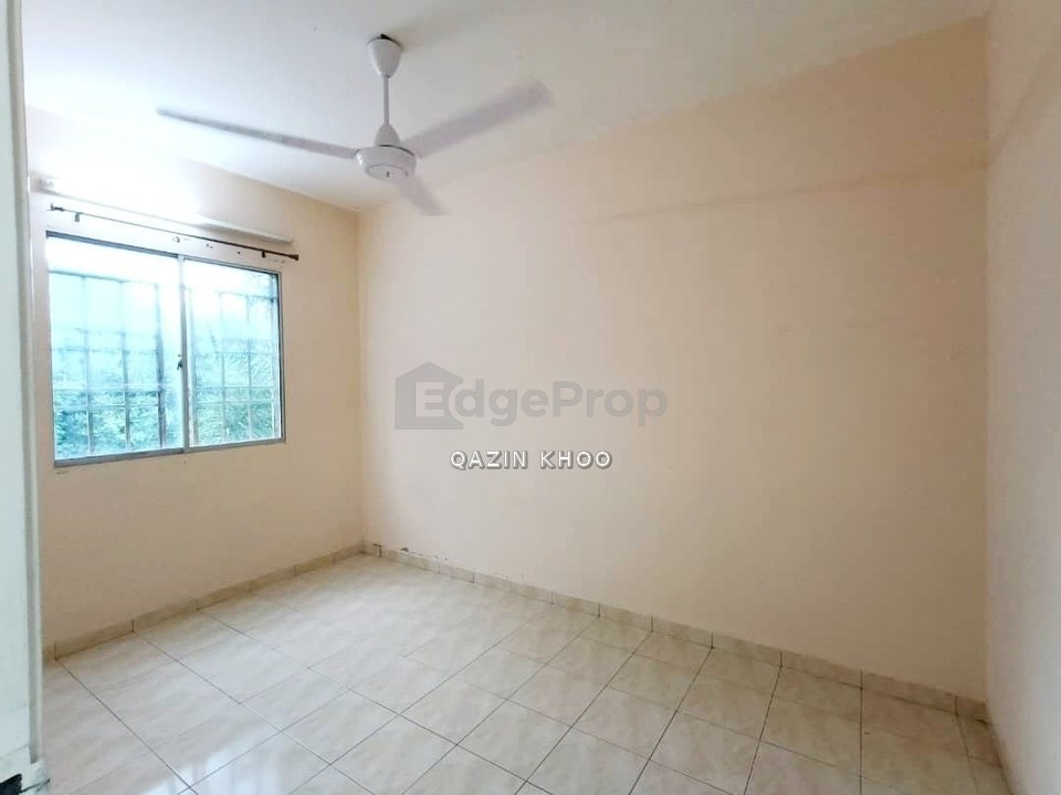 Permai Lakeview Apartment, Tambun 2nd Floor Corner Unit, Perak, Ipoh