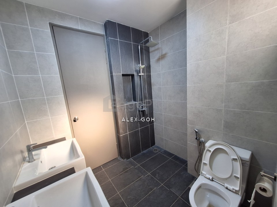 Newly renovated, Brand new air con & Kitchen Cabinet, Greenery & Quiet, Selangor, Cyberjaya