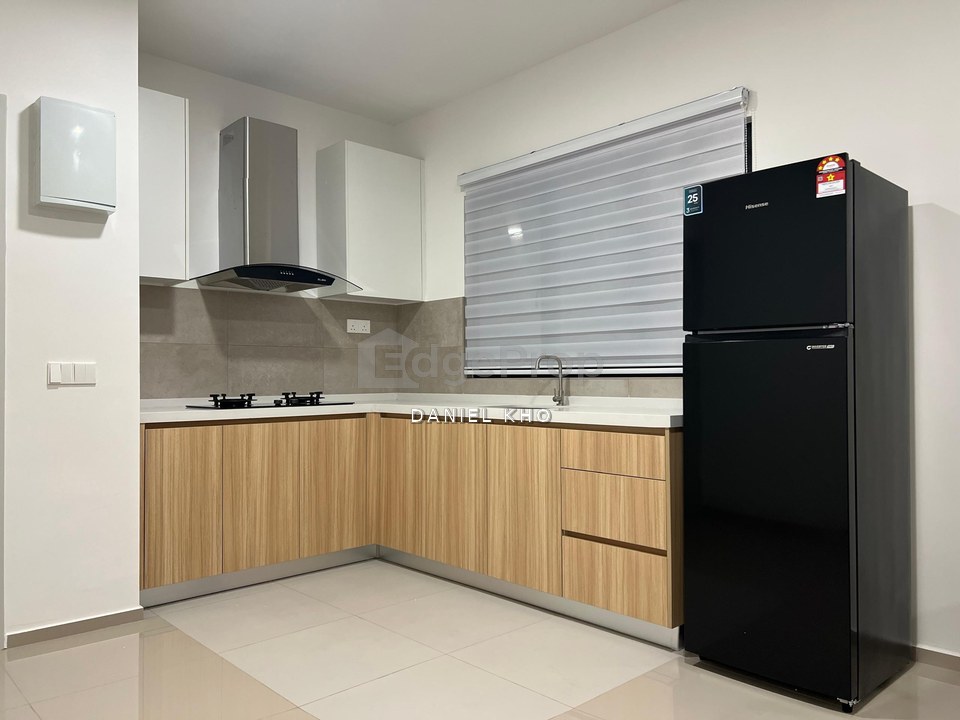 Brand new fully furnished Condominium near by Setia City Mall , Selangor, Shah Alam