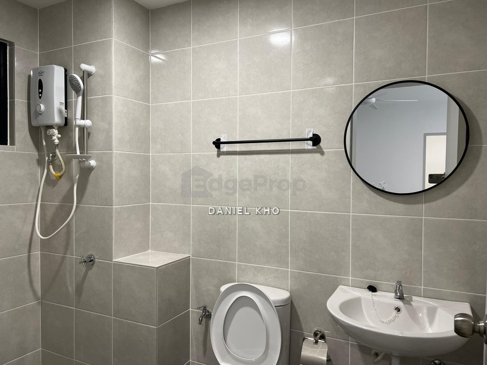 Brand new fully furnished Condominium near by Setia City Mall , Selangor, Shah Alam