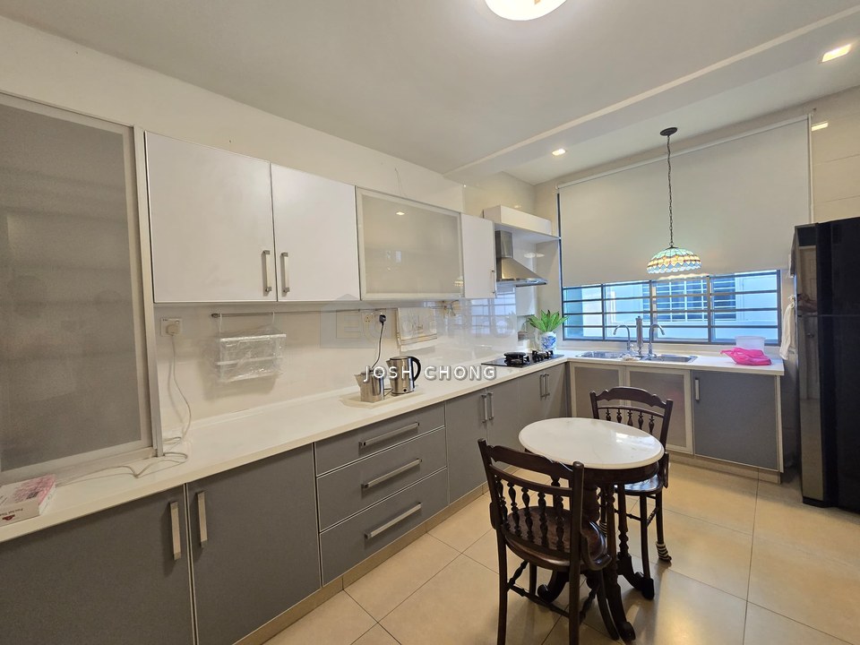 Desa ParkCity (SouthLake)