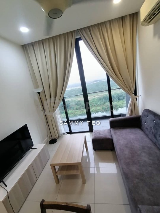D'Pristine Medini