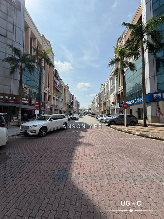 Baru Baru Klang 4 Storey Shoplot For Sale , Selangor, Klang