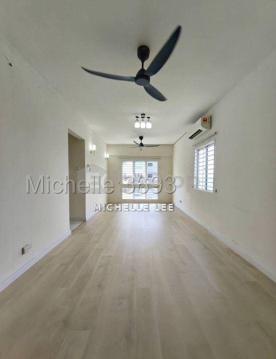 Pangsapuri Akasia @ Berjaya Park Sek.32 Shah Alam - Kitchen Cabinet , Air Cond, 2 Car Parks, Selangor, Shah Alam