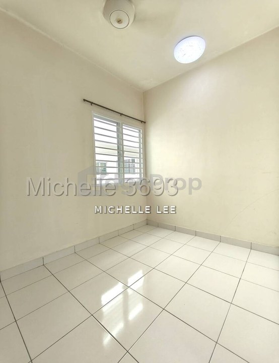 Pangsapuri Akasia @ Berjaya Park Sek.32 Shah Alam - Kitchen Cabinet , Air Cond, 2 Car Parks, Selangor, Shah Alam