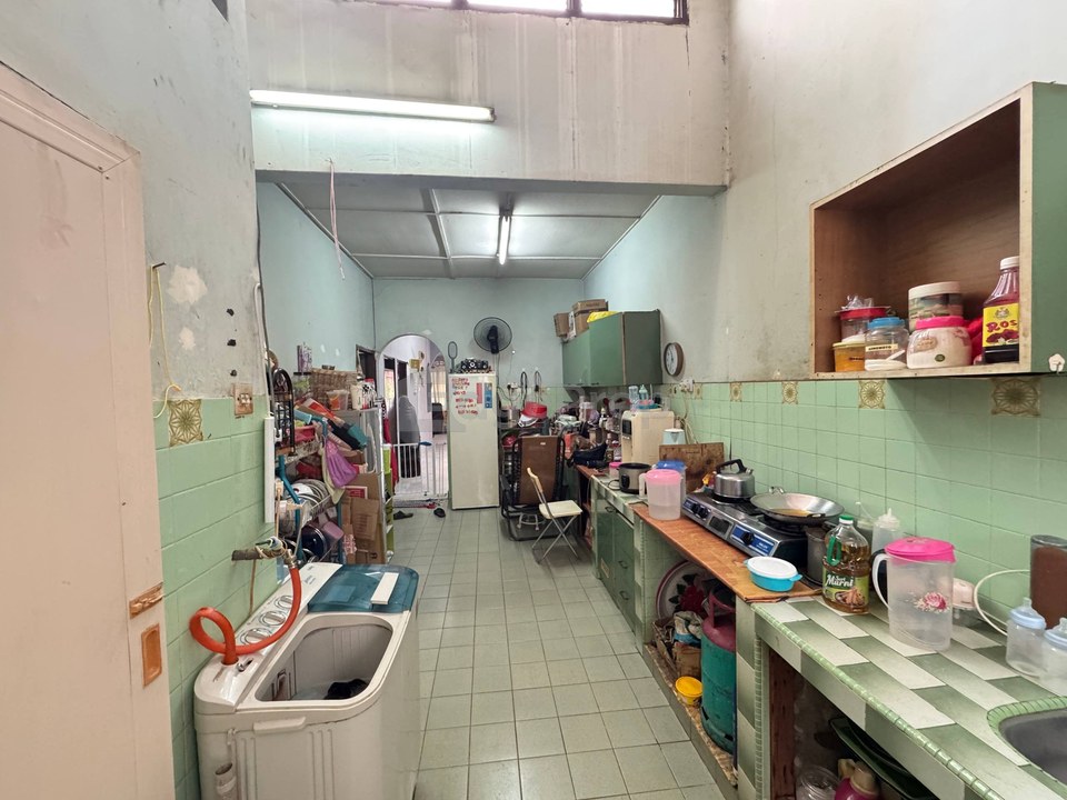BELOW MV- SINGLE STOREY TAMAN BUKIT KUCHAI , Selangor, Bandar Kinrara Puchong