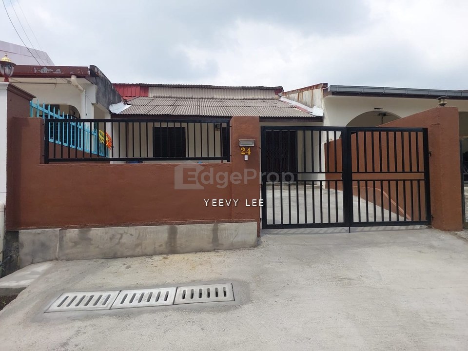 Seksyen 8 Petaling Jaya Single Storey House Newly Refurbished For Rent, Selangor, Petaling Jaya