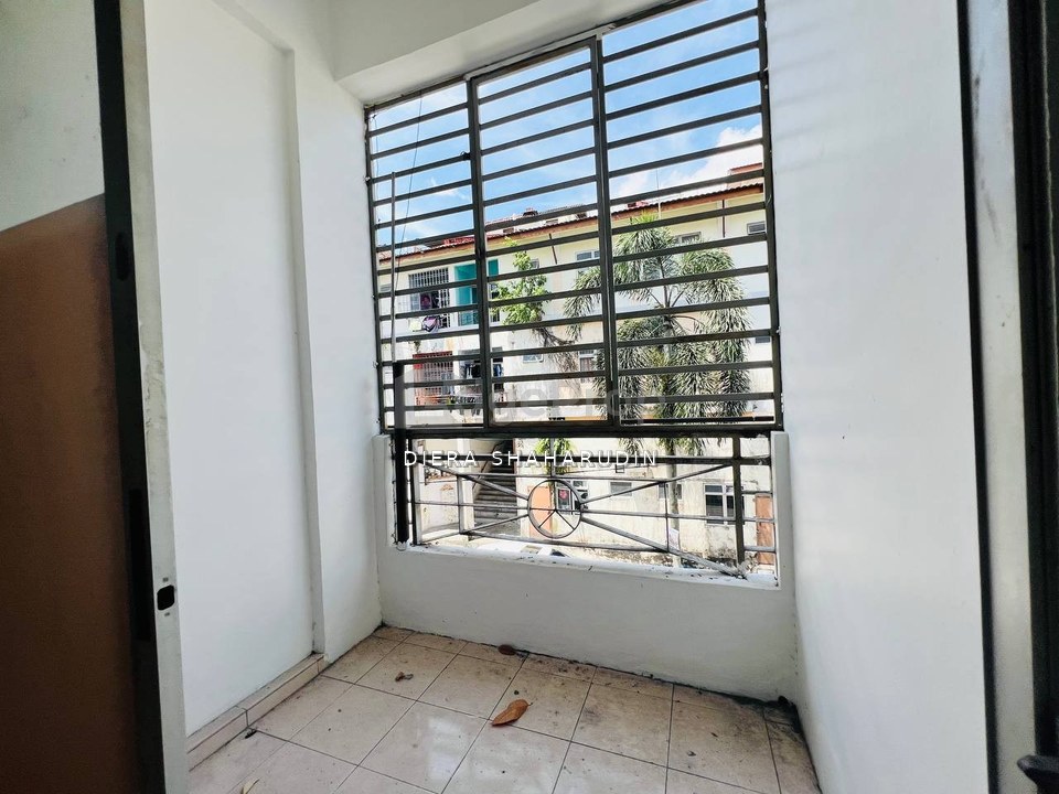 (LOWER FLOOR) Lavender Park Shop Apartment, Taman Putri, Kulai, Johor, Kulai