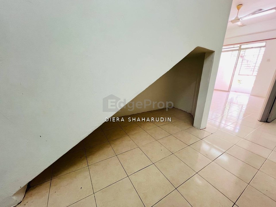 (LOWER FLOOR) Lavender Park Shop Apartment, Taman Putri, Kulai, Johor, Kulai