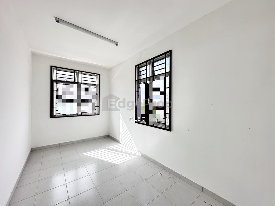 Big Size Corner For Rent Only RM2,100, Johor, Johor Bahru
