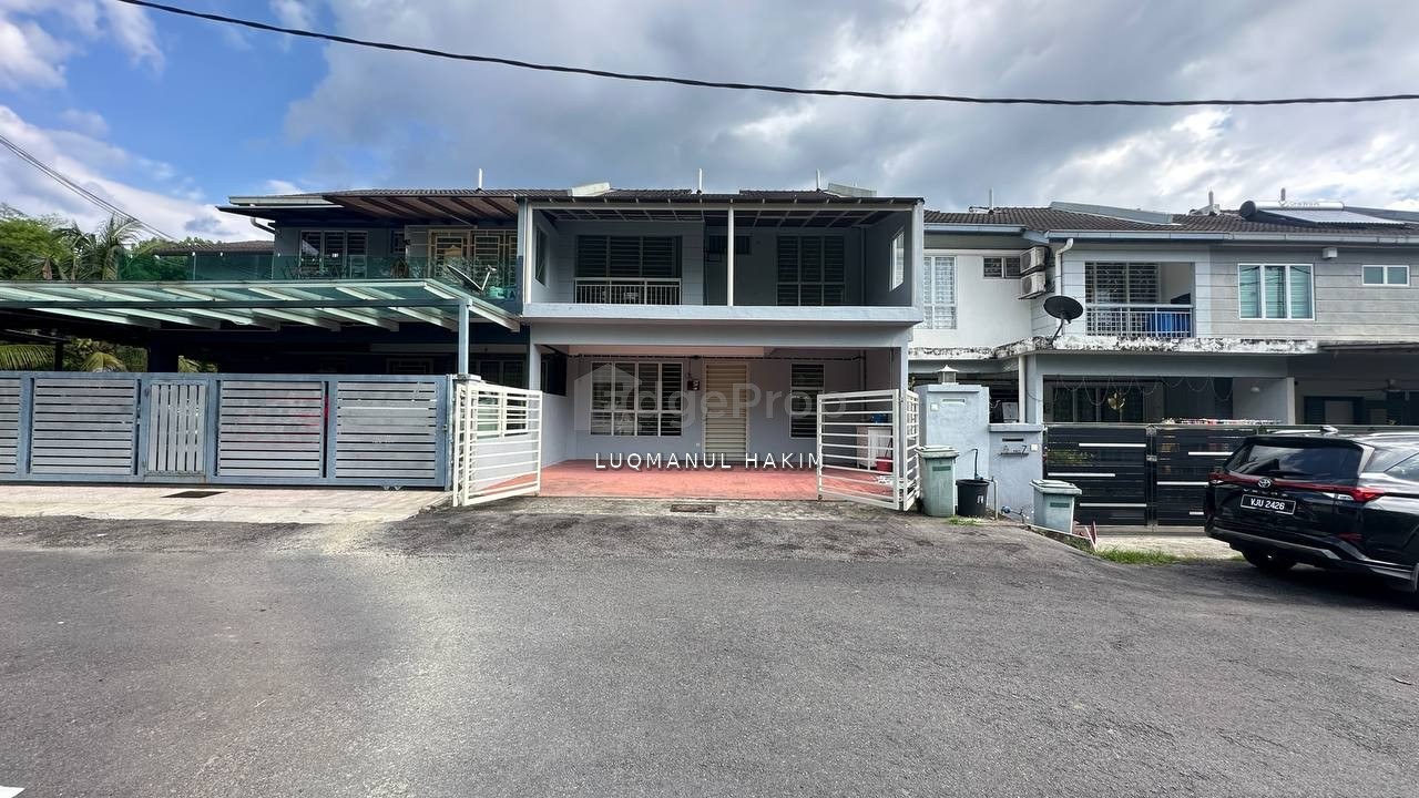 Taman Saga Emas