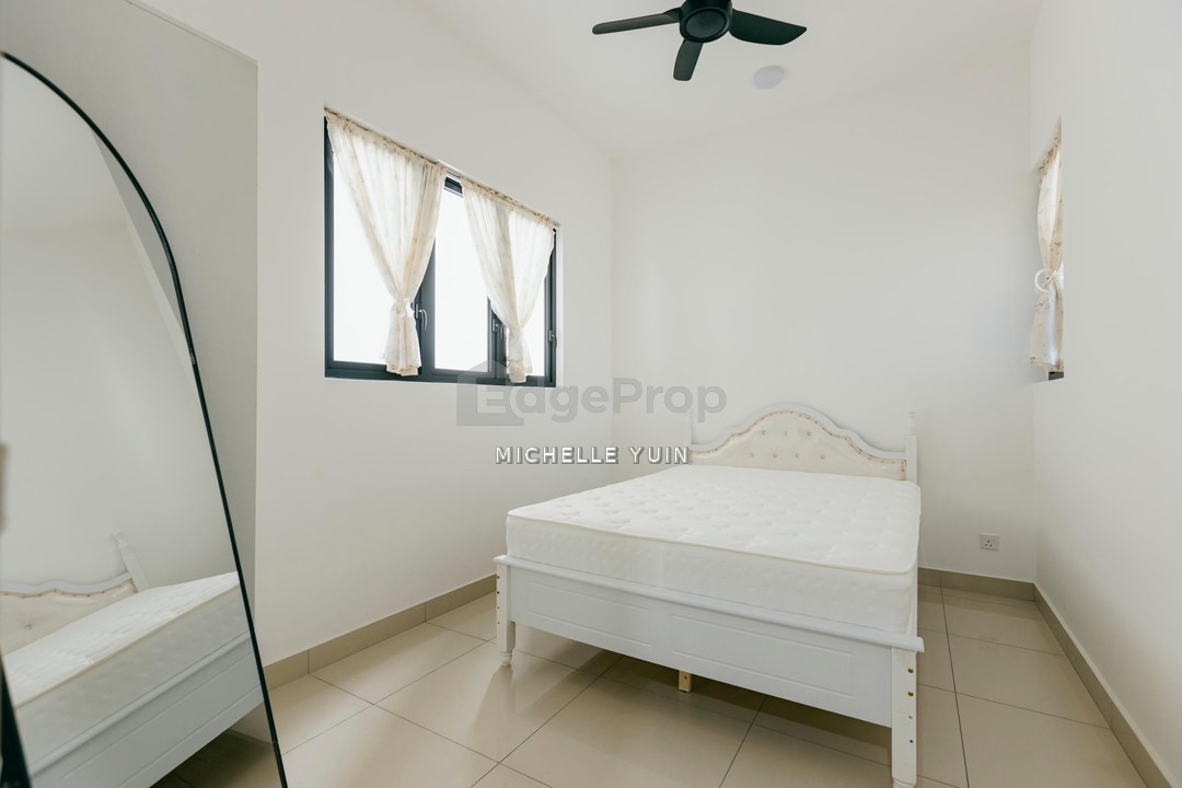 Trion 2 condo KL LRT Chan Sow Lin fully furnished Pudu 2R1B 1cp Sungai Besi actual photo Fraser Business Park facing city view Miharja ready now , Kuala Lumpur, Pudu