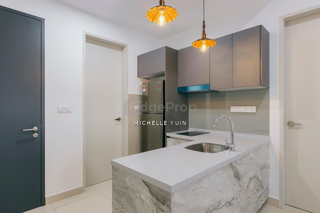 Trion 2 condo KL LRT Chan Sow Lin fully furnished Pudu 2R1B 1cp Sungai Besi actual photo Fraser Business Park facing city view Miharja ready now , Kuala Lumpur, Pudu