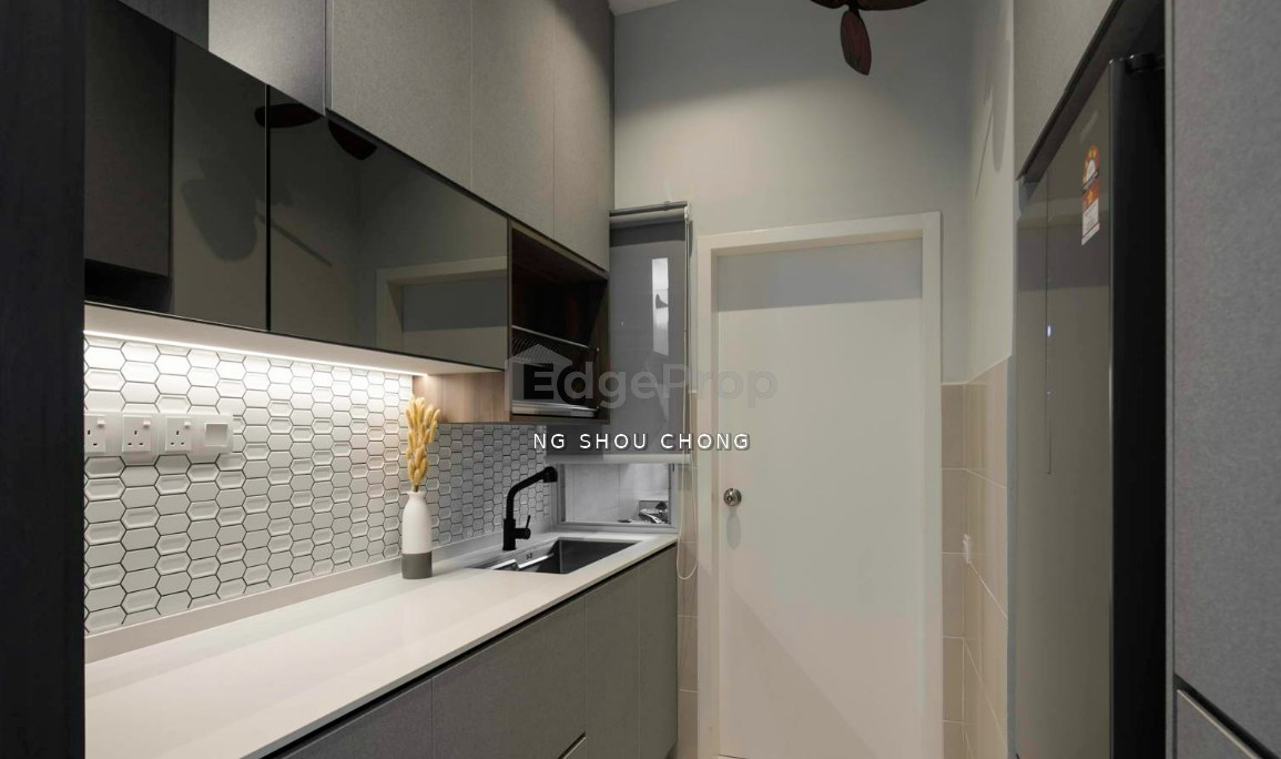 Door Step to BRT / 3-4room with 2carpark / Incluted Furnished, Selangor, Bandar Sunway