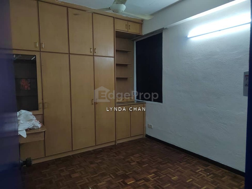 Taman Sri Setia Flat