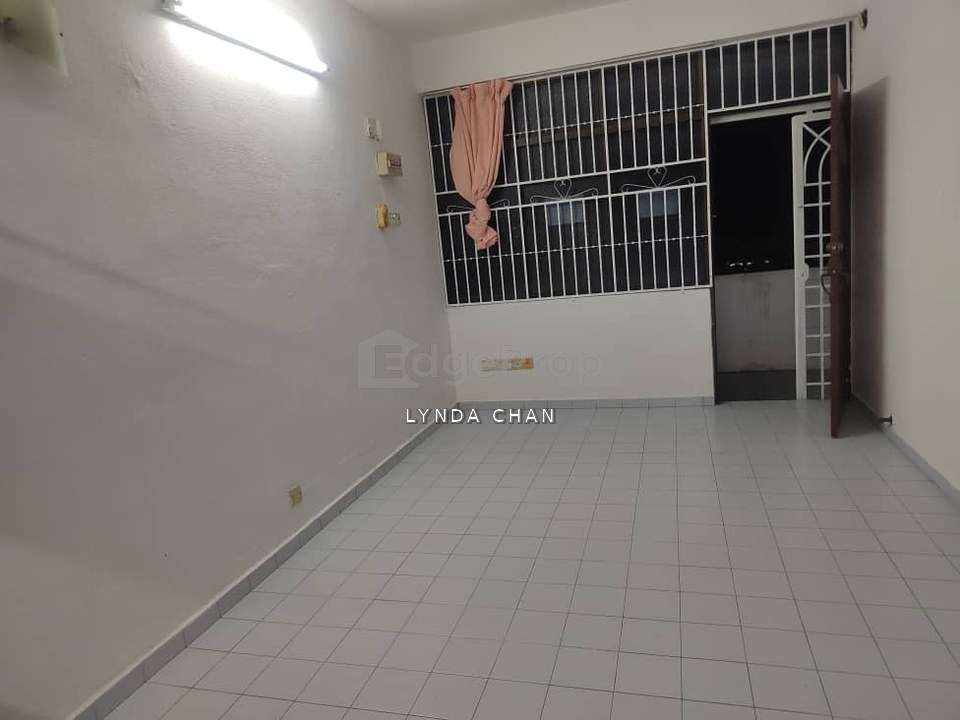 Taman Sri Setia Flat For Sale, Penang, Tanjung Bungah