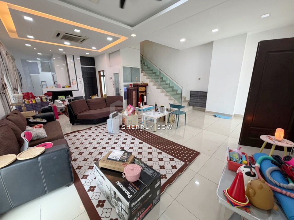 Opal @ Mutiara Mas