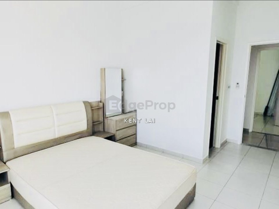 One Imperial condominium. At Sungai Ara. Lowest Price. Fully Furnish. 2 Carparks!, Penang, Sungai Ara