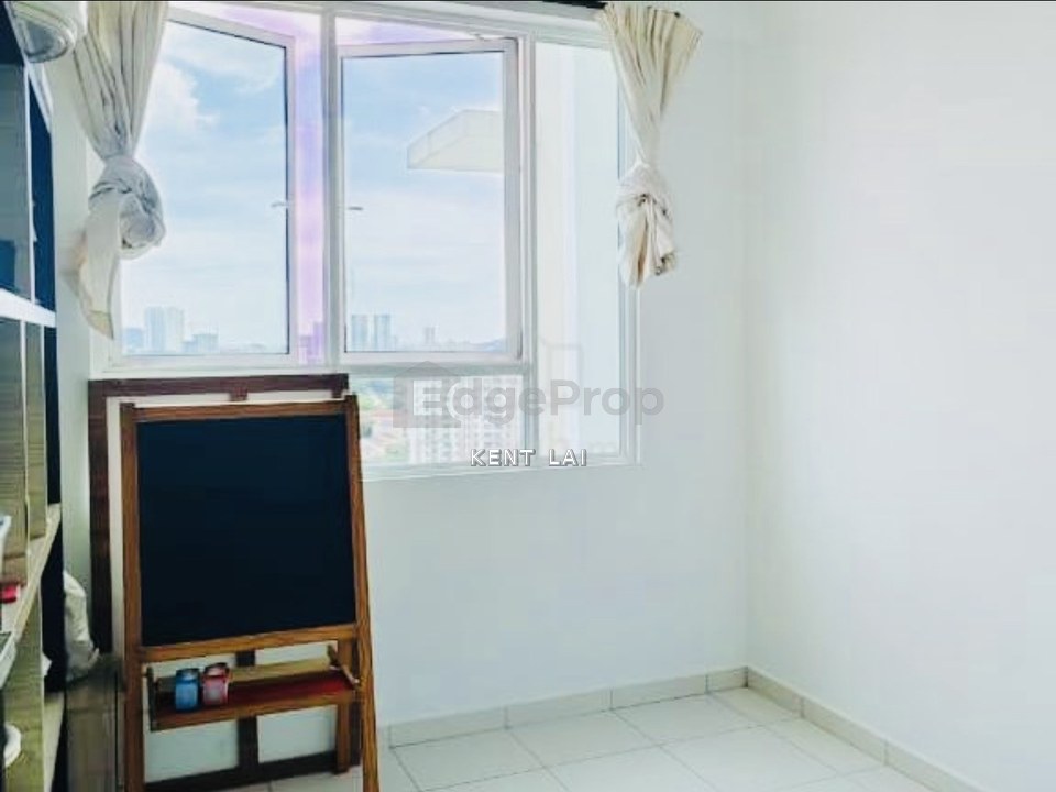 One Imperial condominium. At Sungai Ara. Lowest Price. Fully Furnish. 2 Carparks!, Penang, Sungai Ara