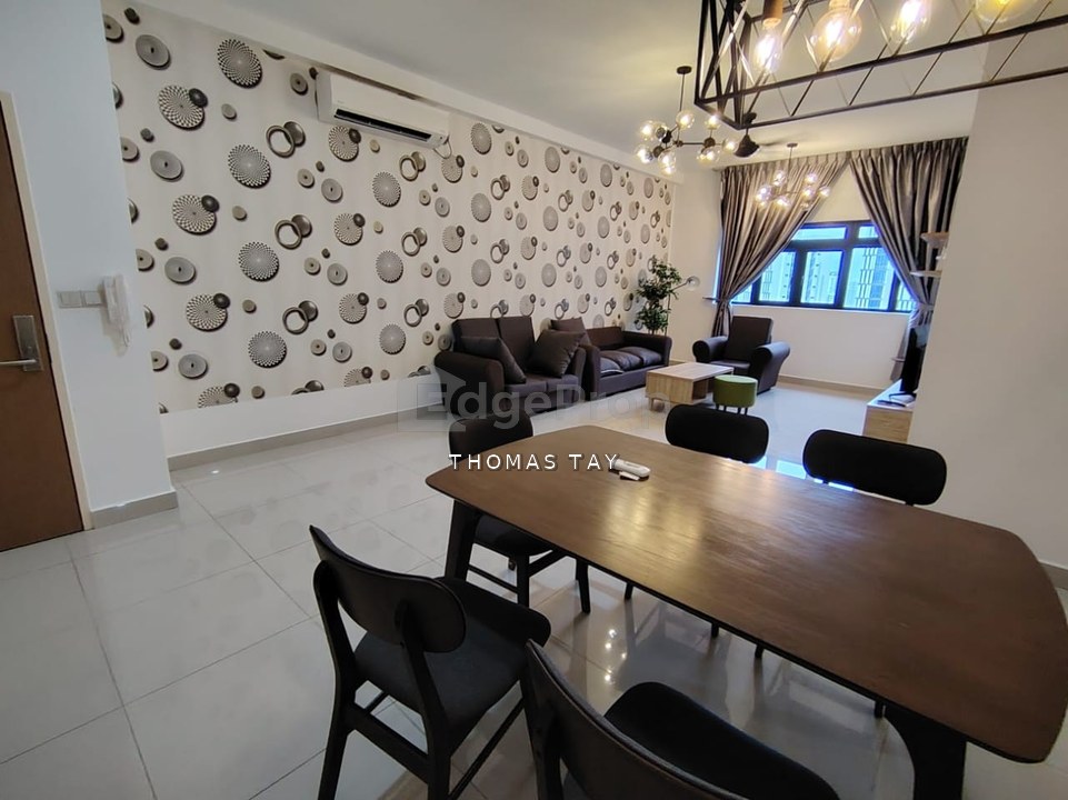 Meridin medini 3 bedroom cw7l bus sg furnish 2 parking nusajaya, Johor, 