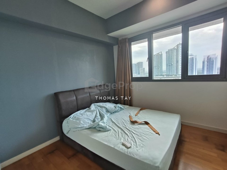 Iskandar residence 2 bedroom 2 toilet furnish bathtub park 3 car nusajaya, Johor, Nusajaya