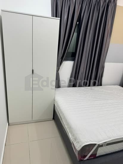 Medium queen size room subang kota damansara ara damansara sungai buloh petaling bukit jelutong Subang airport Elmina, Selangor, Shah Alam