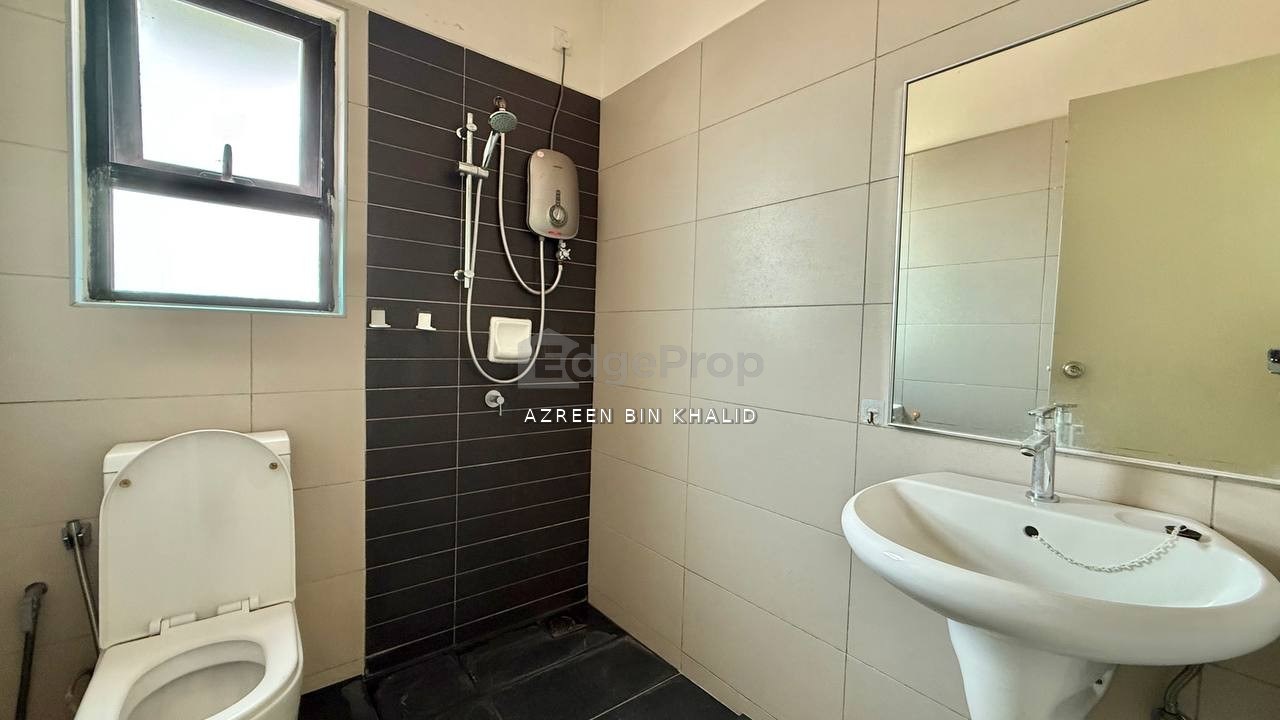 Corner Freehold Big Condominium Lake Vista BTHO Cheras, Selangor, Cheras