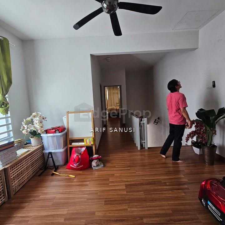 2 Storey Superlink Fully Furnish Laman Cempaka Suria Nilai To Let, Negeri Sembilan, Nilai