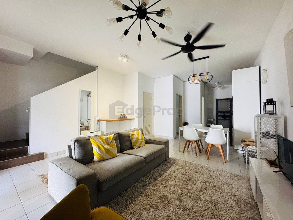 Renovated Fully Furnished Bandar Mahkota Banting Galaksi 2 Sty House Harga Murah, Selangor, Banting
