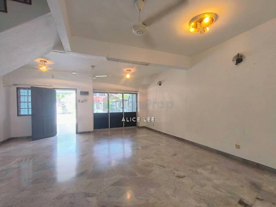 Bandar Puchong Jaya, Puchong, Selangor Partially Furnished 2 Storey Terrace for Rent, Selangor, Puchong