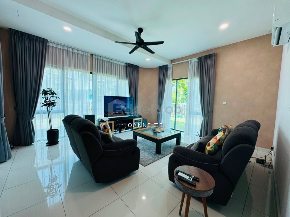 Lepironia Gardens, Setia Eco Glades