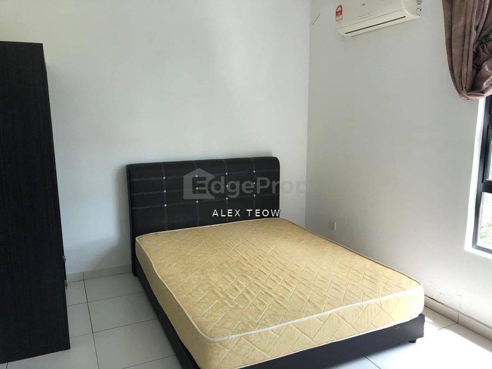 Sky View Apartment For Sale/ 2R 2B/ 879sqft/ Bukit Indah/ Iskandar Puteri, Johor, Bukit Indah