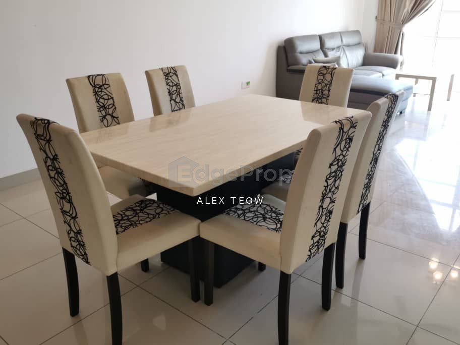 Nusa Heights Apartment For Sale/ 2R 2B/ 1033sqft/ Gelang Patah, Johor, Gelang Patah