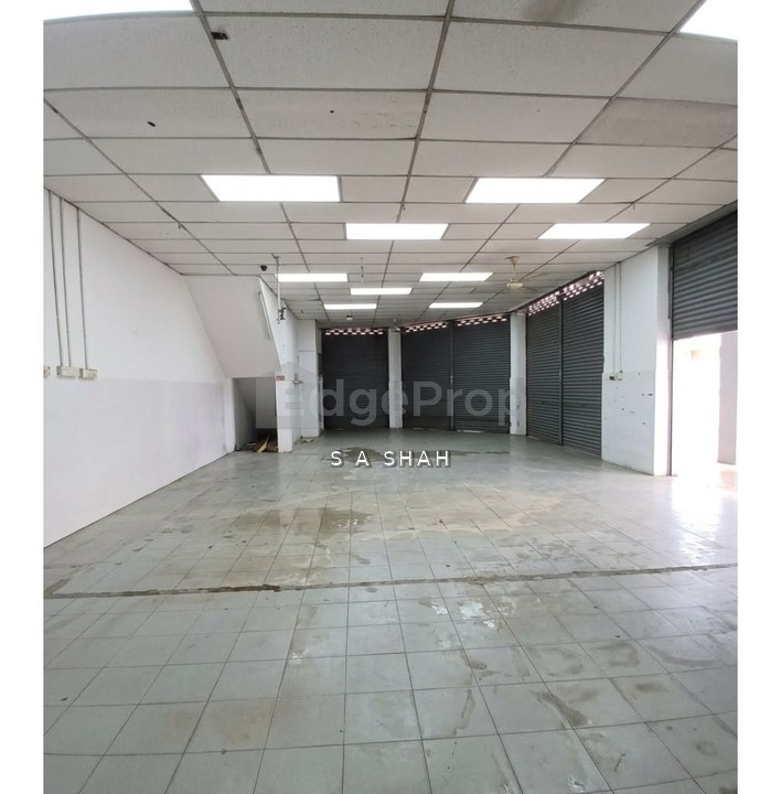 Corner Groundfloor Shoplot @ Taman Petaling Utama, Petaling Jaya, Selangor, Petaling Jaya