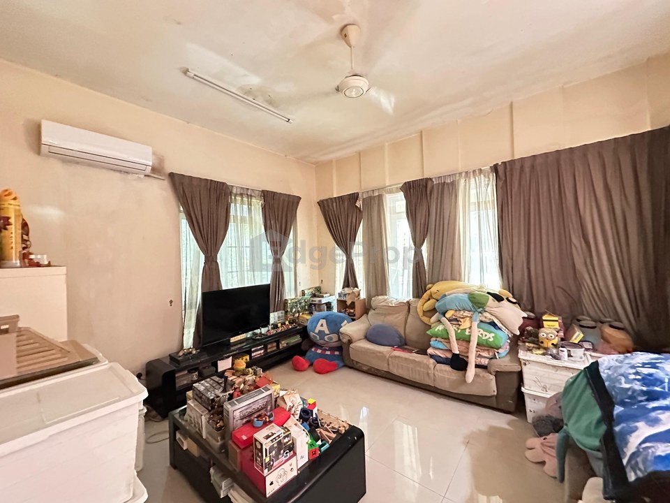 3 Storey Endlot Terrace For Sale @ Desa Park City 