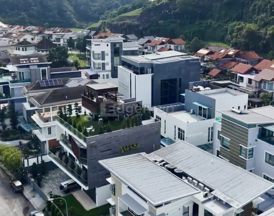 3 Storey Corner Bungalow For Sale @ Desa Park City 