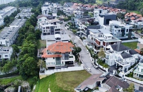 3 Storey Corner Bungalow For Sale @ Desa Park City 