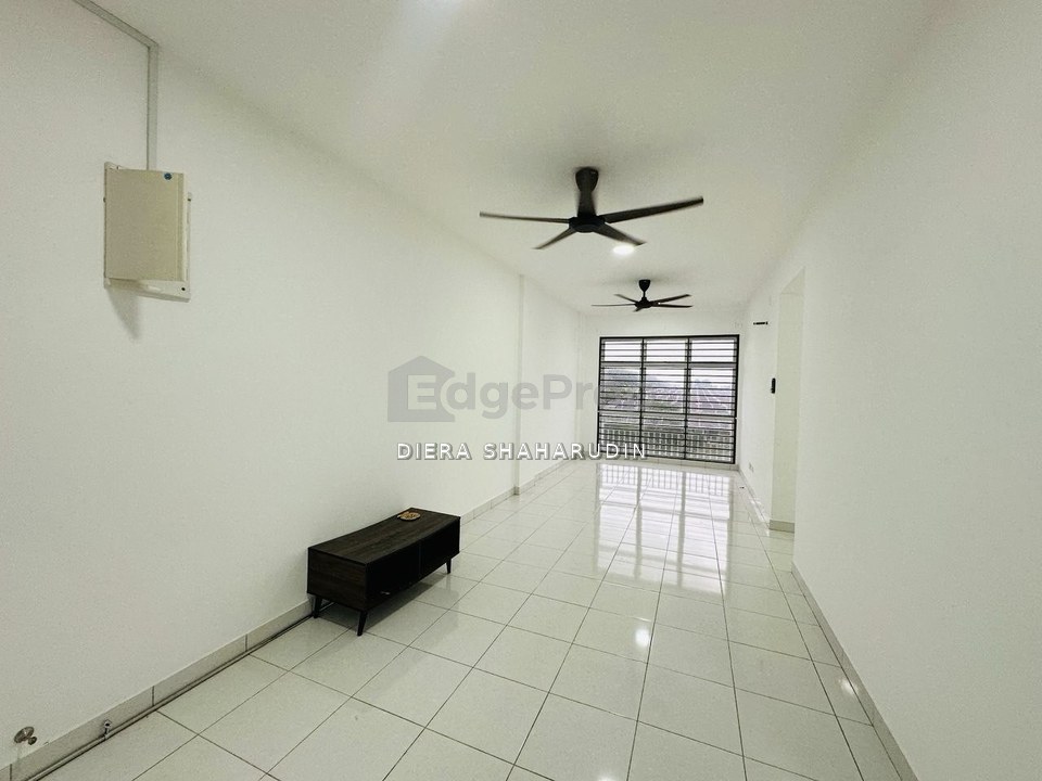 Merpati Indah Apartment, Bandar Putra Kulai - nice house for rent, Johor, Kulai