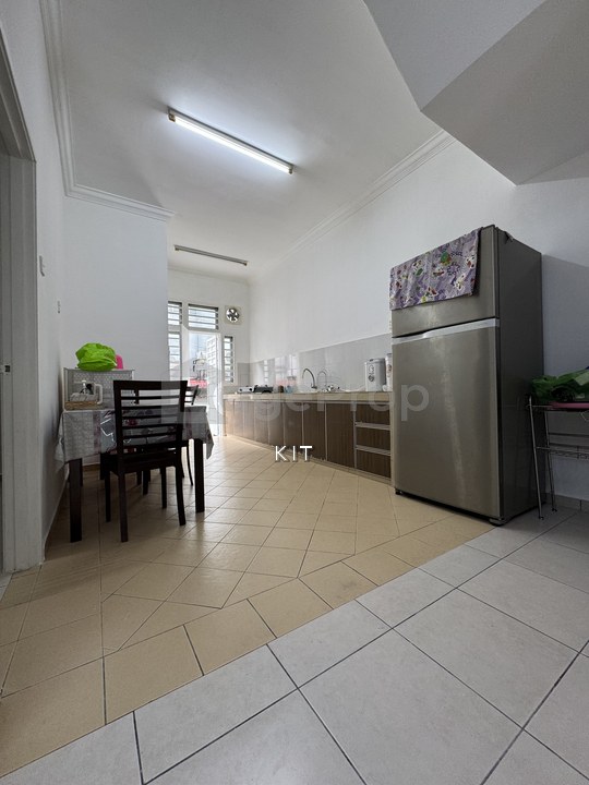 Well Renovated . Partial Furnish 2 Storey Link For Rent @ S2 Heights , Labu, Ainsdale, Negeri Sembilan, Seremban