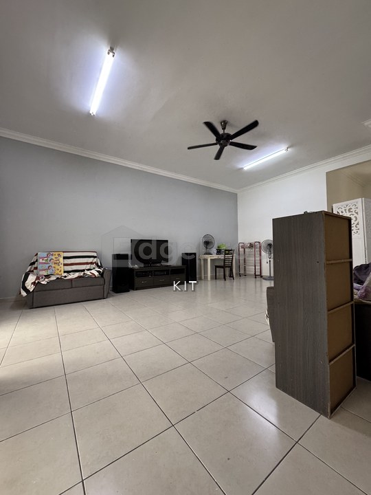 Well Renovated . Partial Furnish 2 Storey Link For Rent @ S2 Heights , Labu, Ainsdale, Negeri Sembilan, Seremban