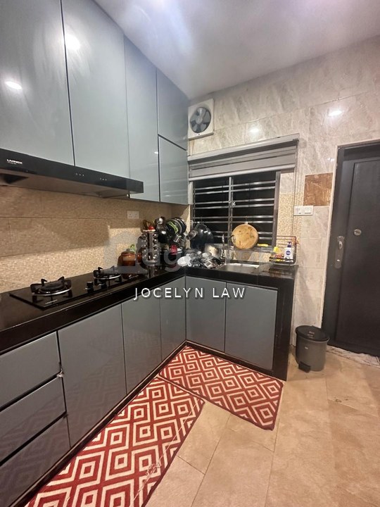 Cluster House For Sale at Nusantara Prima 5 with partially Furnished , Johor, Gelang Patah