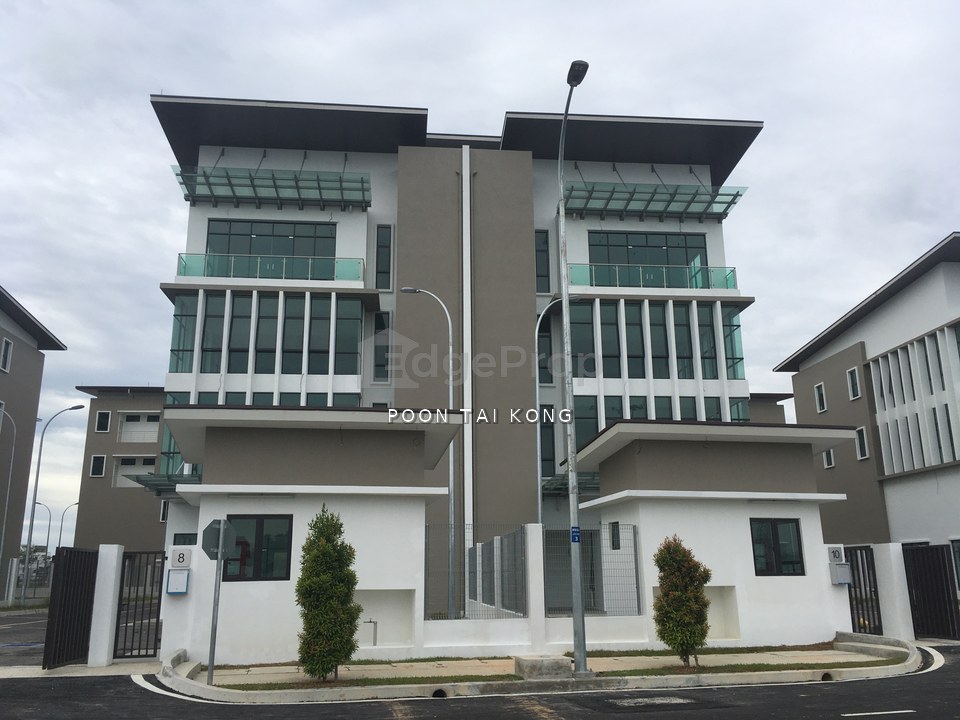 GLENMARIE INDUSTRIAL PARK