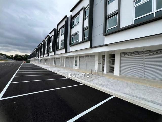 (Ground Floor) Brand New Shop lot For Rent At Adda Avenue, Taman Adda Height, Johor, Johor Bahru