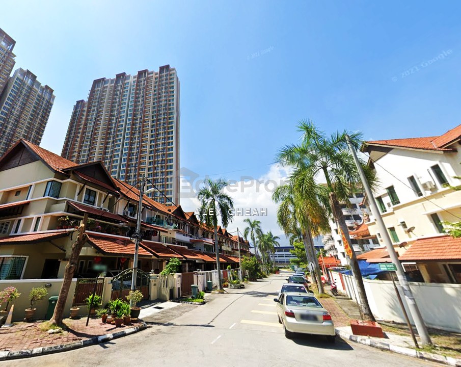 Slim Villas