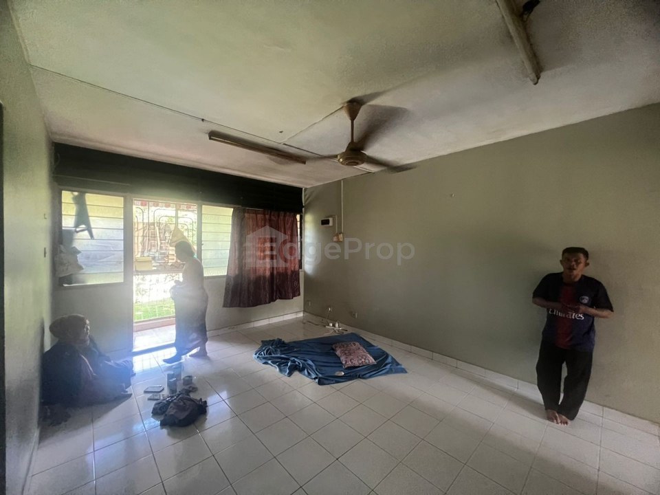 Flat PKNS, Seksyen 24