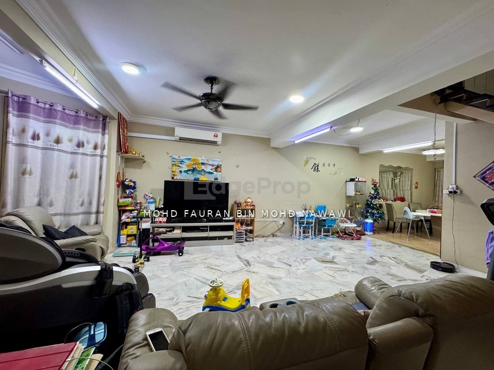 Taman Bukit Utama 2.5 Storey Terrace RENOVATED Ulu Kelang For Sale, Selangor, Ulu Kelang