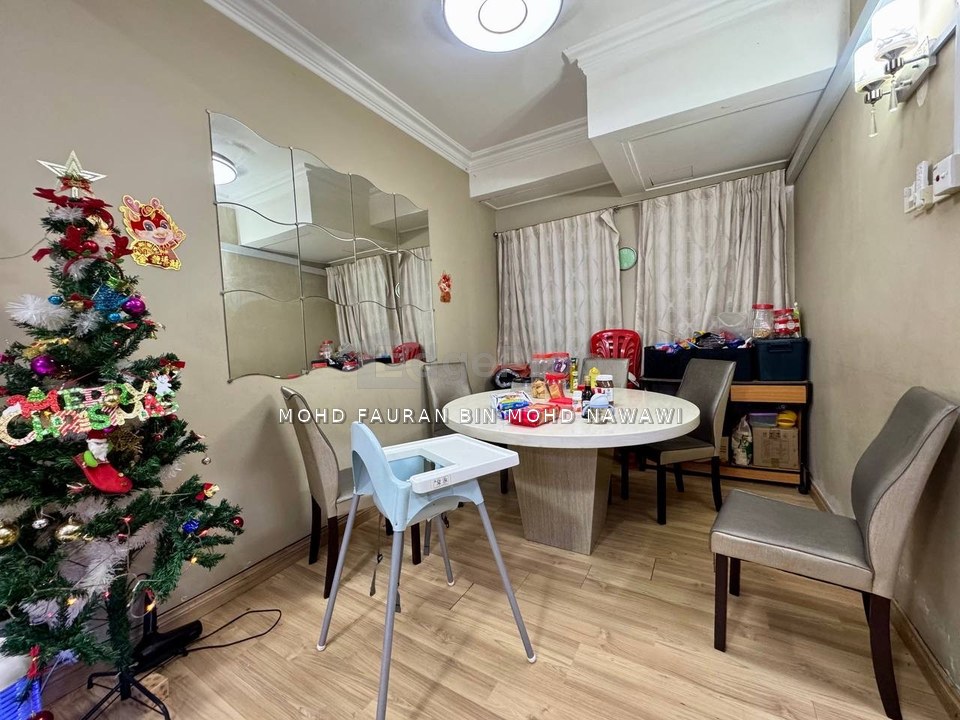 Taman Bukit Utama 2.5 Storey Terrace RENOVATED Ulu Kelang For Sale, Selangor, Ulu Kelang