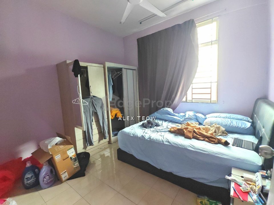 Indah Court Apartment For Sale/ 4R 2B/ 850sqft/ Bukit Indah/ Iskandar Puteri, Johor, Bukit Indah