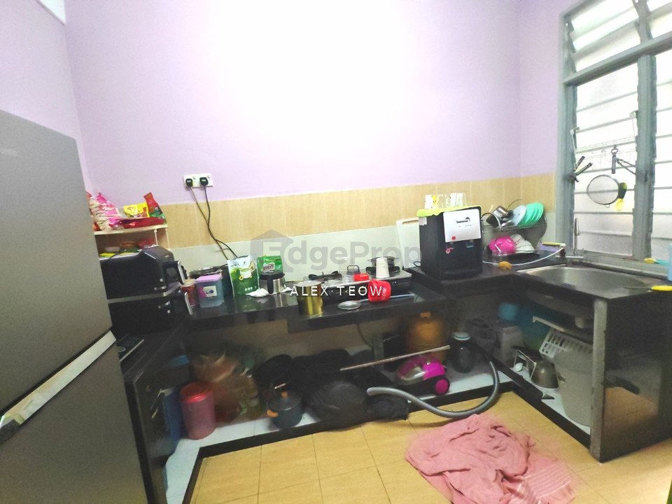 Indah Court Apartment For Sale/ 4R 2B/ 850sqft/ Bukit Indah/ Iskandar Puteri, Johor, Bukit Indah